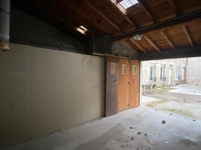 GARAGE A LOUER - ST ETIENNE CHARITE - 70€ charges comprises par mois