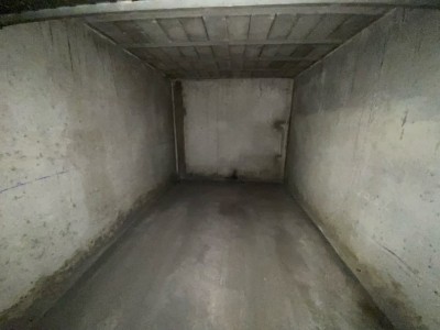 GARAGE A LOUER - ST ETIENNE MONTPLAISIR - 13 m2 - 60 € charges comprises par mois