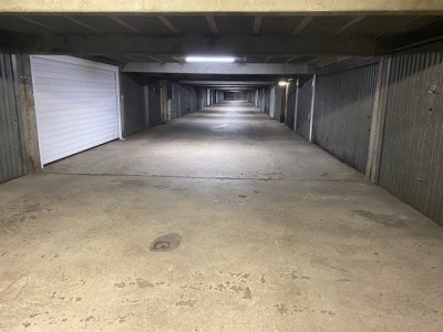 GARAGE A LOUER - ST ETIENNE MONTPLAISIR - 13 m2 - 60 € charges comprises par mois