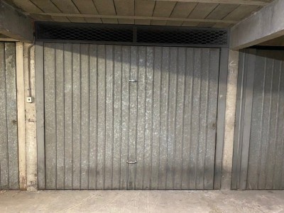 GARAGE A LOUER - ST ETIENNE MONTPLAISIR - 13 m2 - 60 € charges comprises par mois