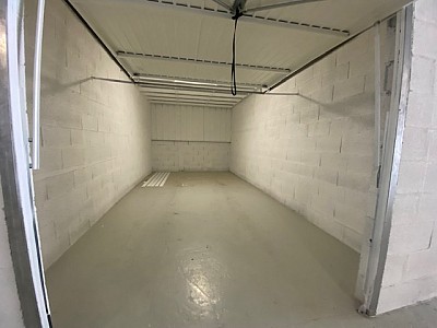 GARAGE A LOUER - ST ETIENNE ZENITH/MEON - 150€ charges comprises par mois
