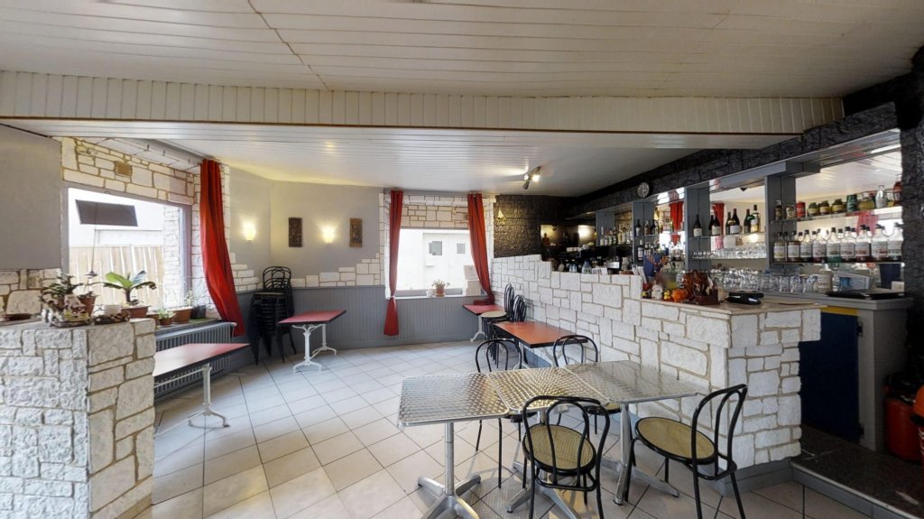 IMMEUBLE - MONISTROL SUR LOIRE - 180 m2 - VENDU