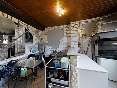 IMMEUBLE A VENDRE - MONISTROL SUR LOIRE - 180 m2 - 107000€