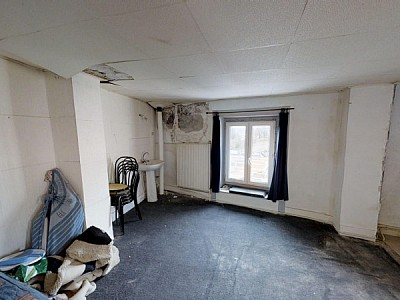 IMMEUBLE A VENDRE - MONISTROL SUR LOIRE - 180 m2 - 107000€