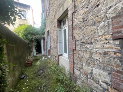 Immeuble de rapport beau potentiel A VENDRE - ST ETIENNE BERGSON - 280 m2 - 270000€
