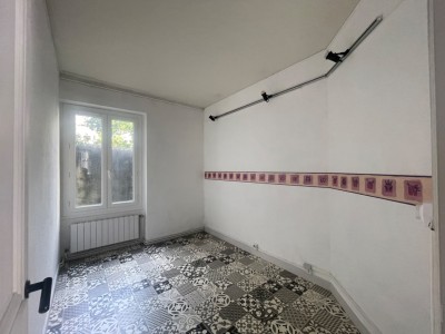 Immeuble de rapport beau potentiel A VENDRE - ST ETIENNE BERGSON - 280 m2 - 270000€