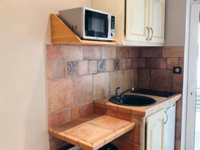 IMMEUBLE A VENDRE - ST ETIENNE CENTRE - 350 m2 - 575000€