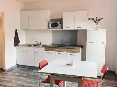 IMMEUBLE A VENDRE - ST ETIENNE CENTRE - 350 m2 - 575000€