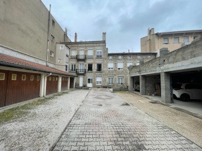 IMMEUBLE A VENDRE - ST ETIENNE CENTRE - 346.7 m2 - 490000€