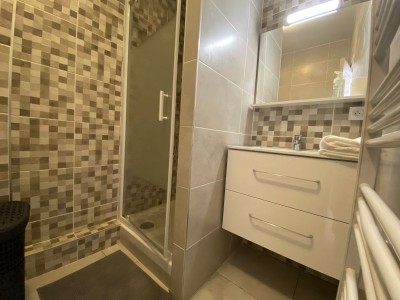 IMMEUBLE - ST ETIENNE CENTRE VILLE - 340 m2 - 590000€