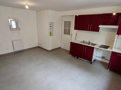 IMMEUBLE A VENDRE - ST ETIENNE CENTRE VILLE - 202.95 m2 - 250000€