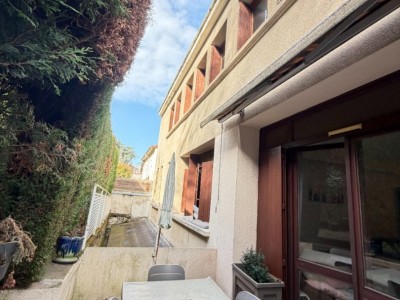IMMEUBLE A VENDRE - ST ETIENNE FAURIEL - 500 m2 - 350 000 &euro;