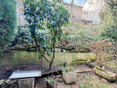 IMMEUBLE A VENDRE - ST ETIENNE FAURIEL - 500 m2 - 350 000 &euro;