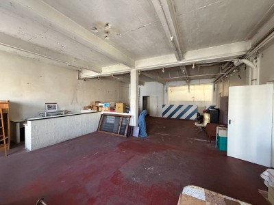 IMMEUBLE A VENDRE - ST ETIENNE FAURIEL - 500 m2 - 350 000 &euro;