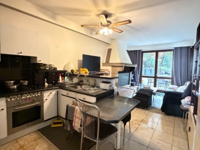 IMMEUBLE A VENDRE - ST ETIENNE FAURIEL - 500 m2 - 350 000 &euro;