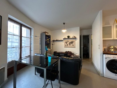 IMMEUBLE - ST ETIENNE JACQUARD - 294.35 m2 - VENDU