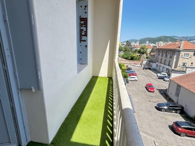 IMMEUBLE A VENDRE - ST ETIENNE SOLAURE - 590 m2 - 650 000 &euro;