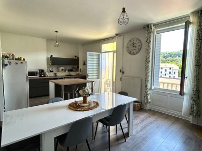 IMMEUBLE A VENDRE - ST ETIENNE SOLAURE - 590 m2 - 650 000 &euro;
