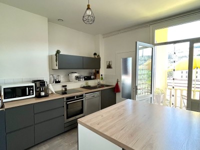 IMMEUBLE A VENDRE - ST ETIENNE SOLAURE - 590 m2 - 650 000 &euro;