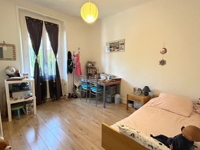 IMMEUBLE A VENDRE - ST ETIENNE SOLAURE - 590 m2 - 650 000 &euro;