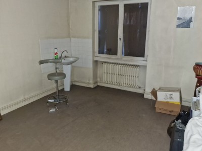 IMMEUBLE A VENDRE - ST GALMIER - 150 m2 - 160�000�&euro;