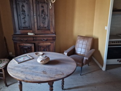 IMMEUBLE A VENDRE - ST GALMIER - 150 m2 - 160�000�&euro;