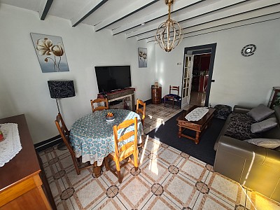 IMMEUBLE A VENDRE - UNIEUX ONDAINE - 250 m2 - 250 000 €