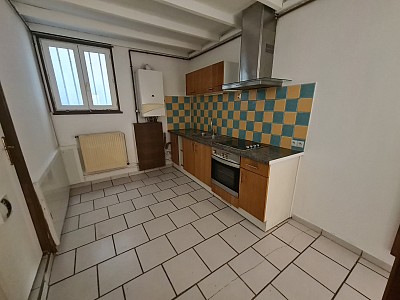 IMMEUBLE A VENDRE - UNIEUX ONDAINE - 250 m2 - 250 000 €