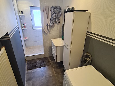 IMMEUBLE A VENDRE - UNIEUX ONDAINE - 250 m2 - 250 000 €