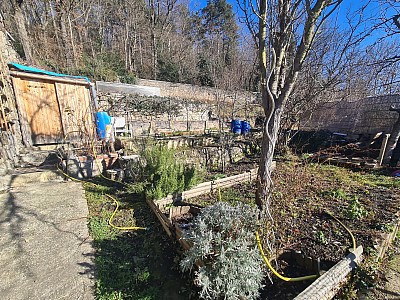 IMMEUBLE A VENDRE - UNIEUX ONDAINE - 250 m2 - 250 000 €