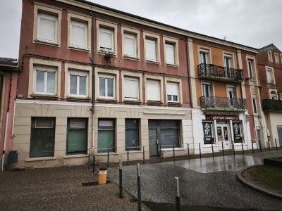 IMMEUBLE DE RAPPORT A VENDRE - LA RICAMARIE - 340 m2 - 295�000�&euro;