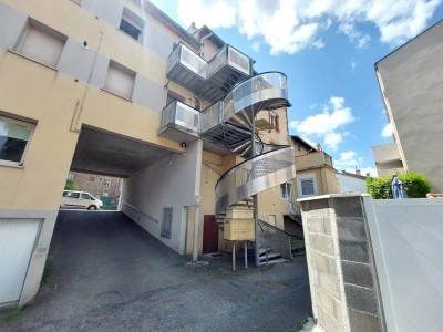 IMMEUBLE DE RAPPORT CENTRE VILLE ROCHE LA MOLIERE - ROCHE LA MOLIERE - 333 m2 - 375000€