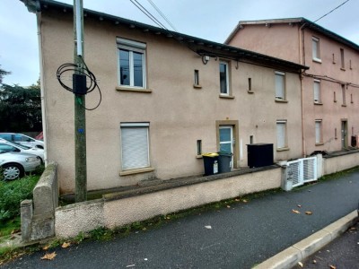 IMMEUBLE DE RAPPORT A VENDRE - ST ETIENNE LE SOLEIL - 200 m2 - 235 000 &euro;