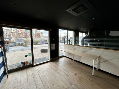 LOCAL COMMERCIAL A LOUER - ROCHE LA MOLIERE - 86.26 m2 - 1180,37€ HC et HT par mois