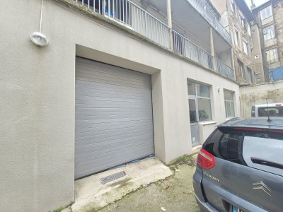 LOCAL COMMERCIAL A VENDRE - ST ETIENNE CENTRE VILLE - 70 m2 - 60000€ 