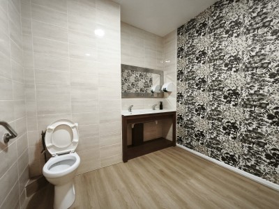 LOCAL COMMERCIAL A VENDRE - ST ETIENNE CENTRE VILLE - 220 m2 - 269 000 &euro; 