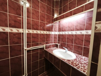 LOCAL COMMERCIAL A VENDRE - ST ETIENNE CENTRE VILLE - 220 m2 - 269 000 &euro; 