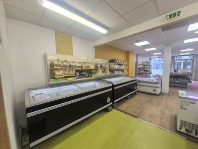 LOCAL COMMERCIAL A VENDRE - ST ETIENNE FACULTE   CENTRE DEUX - 200 m2 - 129000€ 