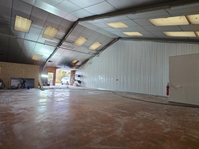 LOCAL D ACTIVITE - PONT SALOMON - 220 m2 - R&Eacute;ALIS&Eacute;
