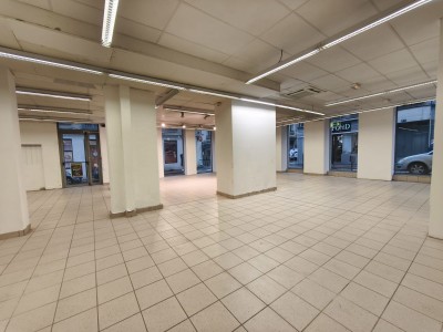 LOCAL D ACTIVITE A VENDRE - ST ETIENNE CENTRE VILLE - 240 m2 - 420 000 €