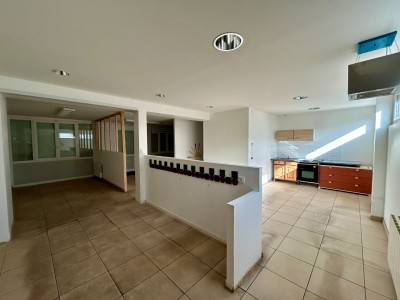 Local d activit A VENDRE - VILLARS - 260 m2 - 325000€ 