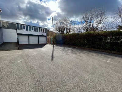 Local d activit A VENDRE - VILLARS - 260 m2 - 325000€ 