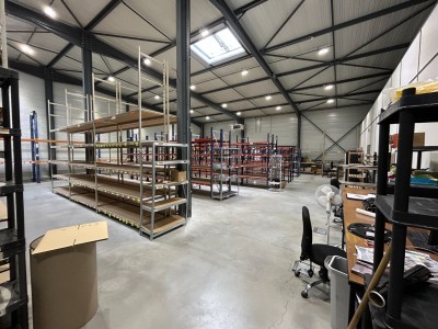 A vendre - Local Industriel A VENDRE - BAS EN BASSET - 1314.05 m2 - 950 000 €