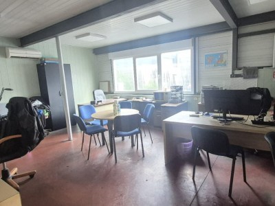 LOCAL INDUSTRIEL A VENDRE - FRAISSES - 530 m2 - 472 500 €