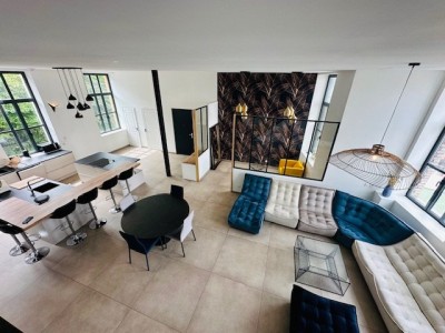Type 4 Pices A LOUER - ST ETIENNE FACULTE   CENTRE DEUX - 129.88 m2 - 1500€ charges comprises par mois