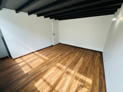 Type 4 Pices A LOUER - ST ETIENNE FACULTE   CENTRE DEUX - 129.88 m2 - 1500€ charges comprises par mois