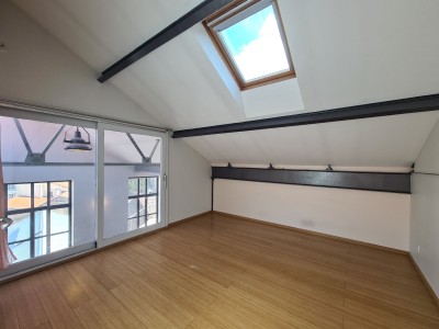 LOFT A VENDRE - ST ETIENNE FACULTE   CENTRE DEUX - 174.62 m2 - 230000€