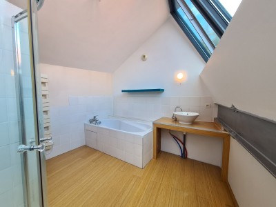 LOFT A VENDRE - ST ETIENNE FACULTE   CENTRE DEUX - 174.62 m2 - 230000€
