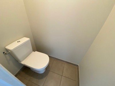 MAISON - ANDREZIEUX BOUTHEON - 104.75 m2 - LOUÉ