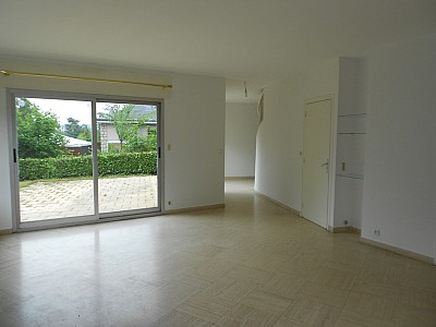 MAISON A LOUER - L ETRAT L ORANGERIE - 188.21 m2 - 1 500 &euro; charges comprises par mois